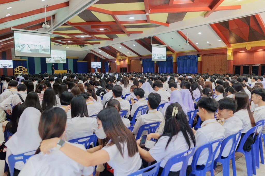 นายกสมาคมศิษย์เก่าฯ ได้เข้าร่วมพบปะพูดคุย โครงการปฐมนิเทศนักศึกษาใหม่ คณะบริหารธุรกิจ - มทร.ศรีวิชัย (RMUTSV)