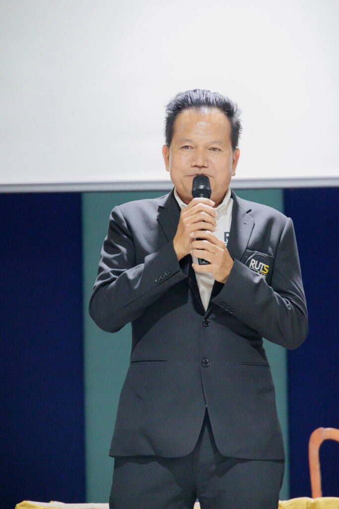 นายกสมาคมศิษย์เก่าฯ ได้เข้าร่วมพบปะพูดคุย โครงการปฐมนิเทศนักศึกษาใหม่ คณะบริหารธุรกิจ - มทร.ศรีวิชัย (RMUTSV)